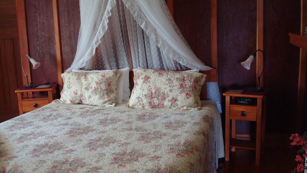 Olde Mill House B&B & Bike2Wine Cycle Hire Renwick Eksteriør billede